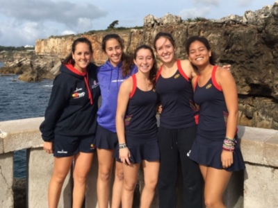Quinteto andaluz con la selección española júnior de pádel
