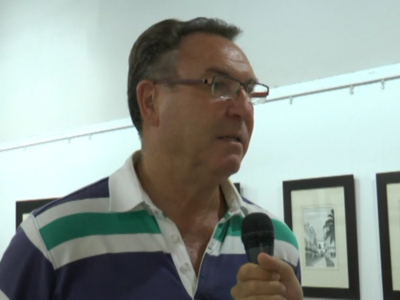 Manuel Miranda Navarrete expone plumillas y acuarelas en El Chusco con propuestas renovadas