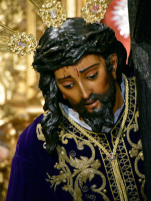 Así  queda la imagen de las Tres Caída  tras su restauración por  Pedro Enrique Manzano Beltrán.