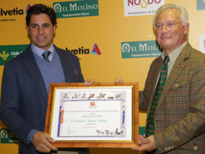 Francisco Rivera, recibió el título de Embajador de la vigésimo séptima edición del Salón Internacional del Caballo.