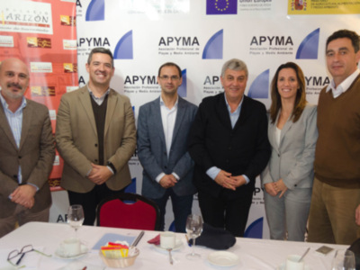 Isabel Jurado asiste a un encuentro de los alcaldes de la comarca con APYMA y ATERMI para analizar la realidad social y económica de la zona