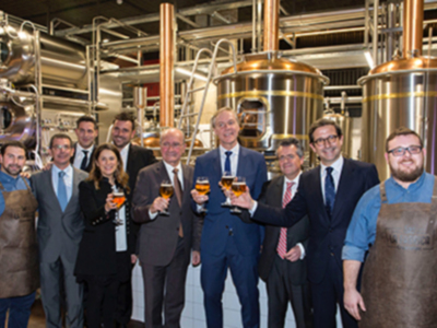 Cruz Campo abre la Fábrica den el Soho malagueño