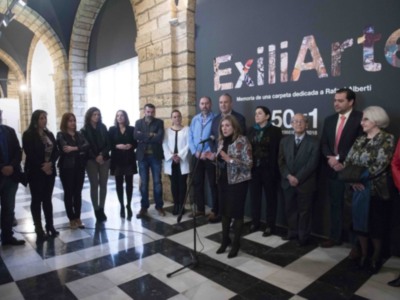 Irene García inaugura la muestra del Día de la Provincia con un homenaje a Alberti y a los artistas que lucharon por la libertad durante la dictadura