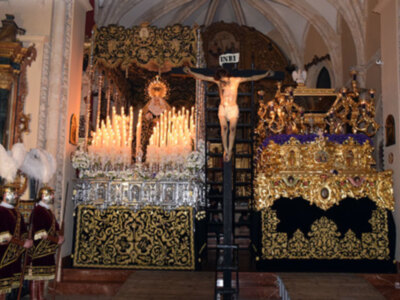 Acto de origen medieval del Descendimiento de Cristo en Alcalá del Río