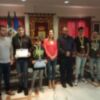 El Ayuntamiento de Chipiona realiza un reconocimiento a seis jóvenes deportistas de California Gym destacados en el andaluz de Kick Boxing y K1
