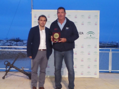Eduardo Bueno recibirá el sábado un reconocimiento de la Federación andaluza de vela