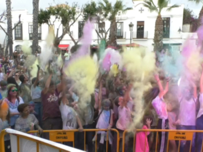 Centenares de jóvenes disfrutaron de un festival holy que se consolida con su segunda edición