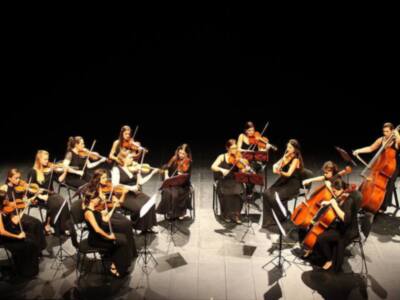Almaclara·Inés Rosales lleva a su gira de verano «La Esencia» de la música española