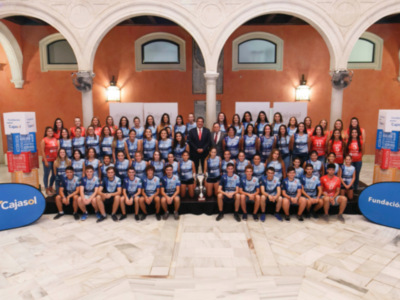 La Fundación Cajasol renueva su compromiso con el Club Agrupación de Voleibol Esquimo para la temporada 2018/19