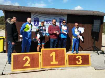 José Daniel Borregó se impone con claridad en la novena edición del Duatlón Cros Playas de Chipiona donde brilla el local Javi Bernal