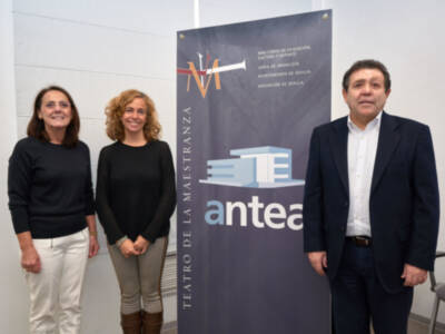 Firma convenio servicio de prevención Antea, S.A. Teatro de la Maestranza