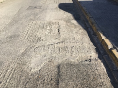 Izquierda Unida solicita que se mejore la recogida de aguas pluviales en calle Plutón antes de su reasfaltado