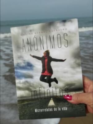 Marina Bernal presenta en Chipiona hoy jueves 25 de abril su libro Anónimos Infinitos