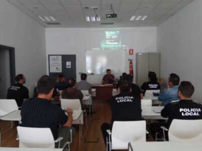 La Policía Local se forma con un curso que habilita para el uso de radar