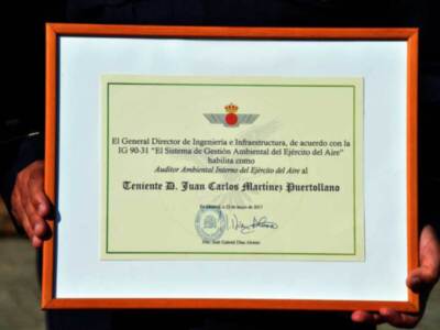 El Acuartelamiento Aéreo de Tablada y Maestranza Aérea con el certificado ISO 14001, como mejor sistema de gestión  medioambiental.