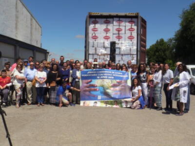 Jabón, juguetes, material escolar y sanitario completan los 18.000 kilos de ayuda humanitaria del primer contenedor a Mozambique de Madre Coraje