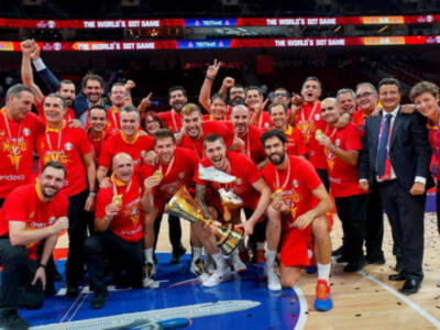 La selección española de baloncesto se proclamó campeona mundial por segunda vez en su historia tras completar una final frente a Argentina (75- 95)