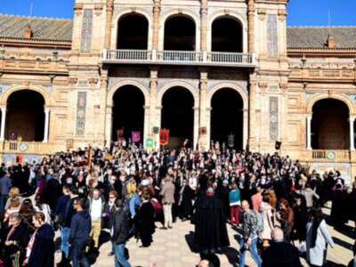 Más de 600 capistas se reunieron en Sevilla con motivo del XXI encuentro nacional de la capa española.