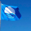Chipiona recupera la Bandera Azul en la playa de Las Tres Piedras-La Ballena