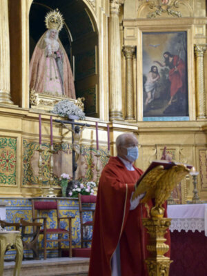 La Eucaristía en honor a San Fermín ha estado presidida y predicada por el Rvdo. Alberto Tena López, Pbro.