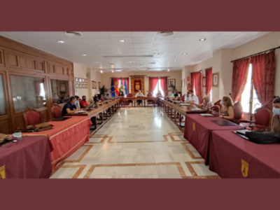 El Consejo Escolar de Chipiona estudia un inicio de curso marcado por    la pandemia y elige dos de los tres días no lectivos locales