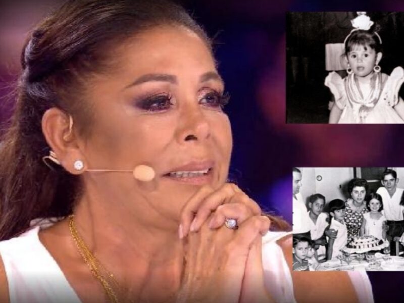 Especialista en belleza y estética, con una mirada pensativa y una imagen de su infancia en blanco y negro, destacando su evolución y dedicación al arte de la belleza.