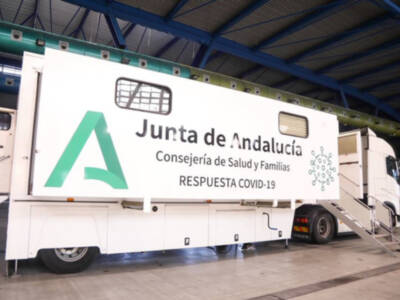 A las 10 de la mañana una unidad móvil del SAS ubicada en el colegio Cristo de las Misericordias comenzará el cribado en Chipiona mañana martes 29  