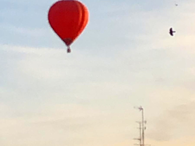 Lo Reyes Magos llegan a Sevilla en globo.