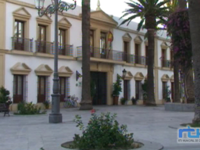 El Pleno chipionero aprueba una modificación presupuestaria de 509.800 euros para atender necesidades prioritarias
