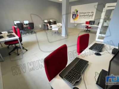 Comienza el montaje de un centro Guadalinfo en Chipiona que podría estar funcionando en un par de meses