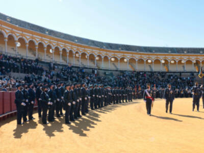 Servir a España no es sólo de militares