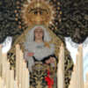 La Virgen de los Dolores de Alcalá del Río llora en un emocionante Santo Entierro.