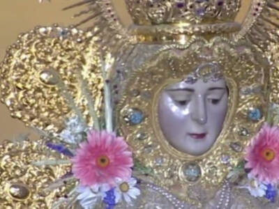 Canal Sur ofrece en directo la procesión de la Virgen del Rocío por Almonte