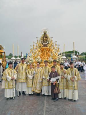 La Virgen del Carmen de Calatrava fue trasladada al primer templo metropolitano por el río  Guadalquivir 