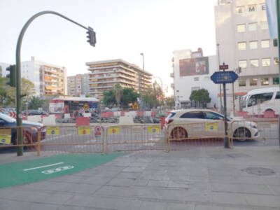 Las obras tienen que respetar los pasos de peatones.