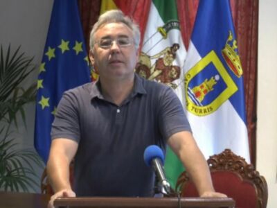 Pepe Mellado anuncia que la construcción del Burger King podrá simultanearse con la urbanización de la UE 4