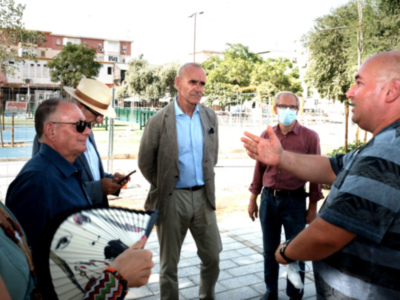 El Ayuntamiento pondrá en servicio este verano la Plaza de la Candelaria, en Tres Barrios-Amate