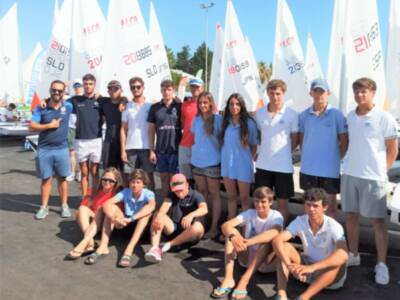 El Club Náutico Sevilla, en el Campeonato del Mundo de ILCA 4