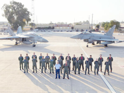 La maniobras básicas de combate, lo que ha supuesto una excelente oportunidad de entrenamiento para nuestros pilotos