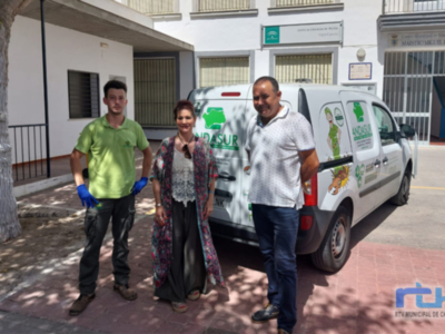 El Ayuntamiento de Chipiona concluye una actuación antiplagas en todos los centros educativos de su competencia