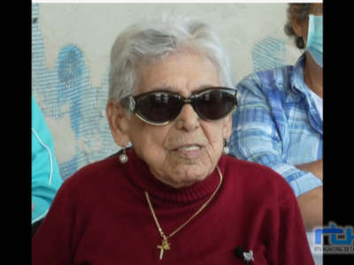 María del Pilar Oral Gracia, a punto de cumplir 102 años, será homenajeada como la persona con más edad del Chipiona 
