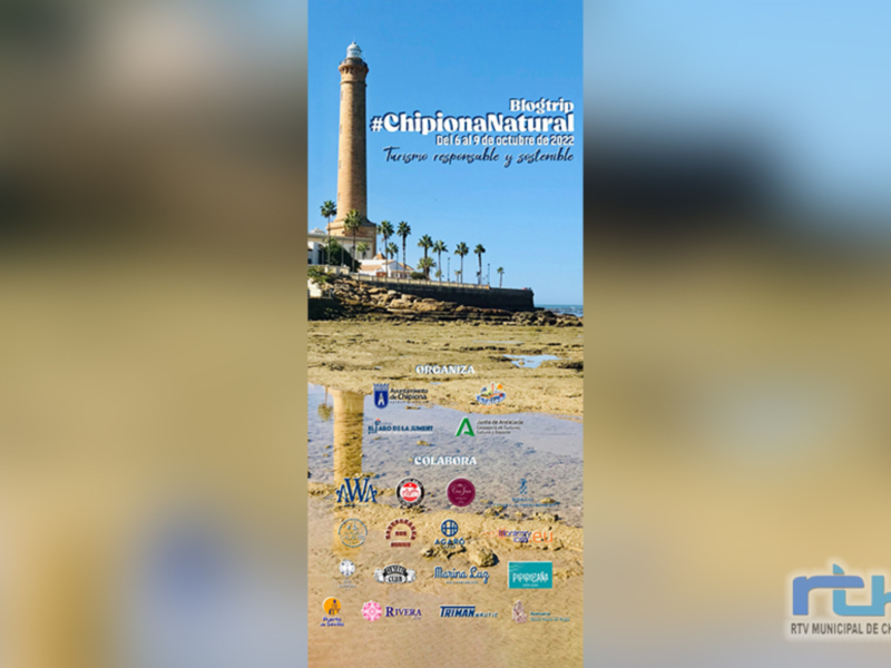 Cartel promocional del BioTrip Chipiona Natural, del 6 al 9 de octubre de 2022, con el faro de Chipiona en el fondo.