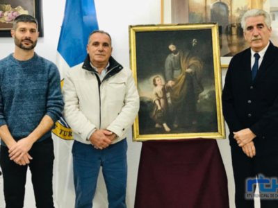 Cayetano Bellido Rodríguez dona al Ayuntamiento de Chipiona la obra pictórica ‘San José con el Niño’ para la Capilla del Cementerio 