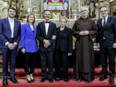 Los ingenieros sevillanos ponen voz de mujer a la Semana Santa de 2023