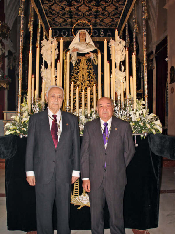 Procesión distinta de la Bajada de la Virgen de los Dolores de Alcalá del Río