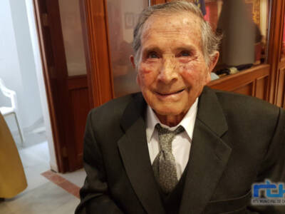 Chipiona dio el último adiós al exconcejal Luis Díaz Quintero