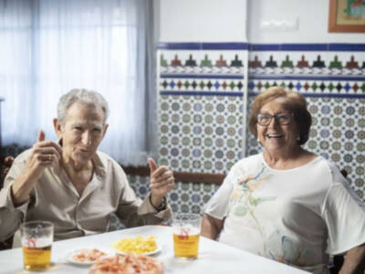 De Mairena del Aljarafe a Cannes: la historia del bar de Pepe el Mudo que tiene entre sus clientes a Kiko Veneno