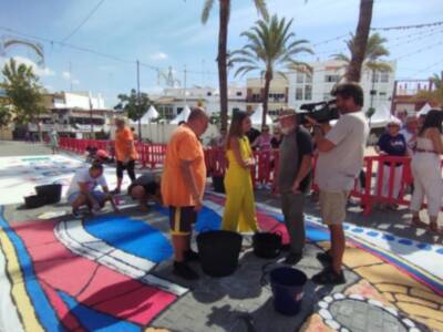El Cascamorras, el Cristo de Dalías, la Virgen de Regla y la corrida del aceite, en "Andalucía de Fiesta"