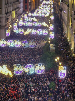 Sevilla organizó las campanadas de fin de año para despedir el anuario 2023  