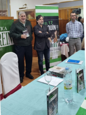 La Peña Bética Santo Reino de Jaén organizó la presentación de Con el 17... ¡¡¡Joaquín!!!, este domingo día 28 en el Restaurante La Verja